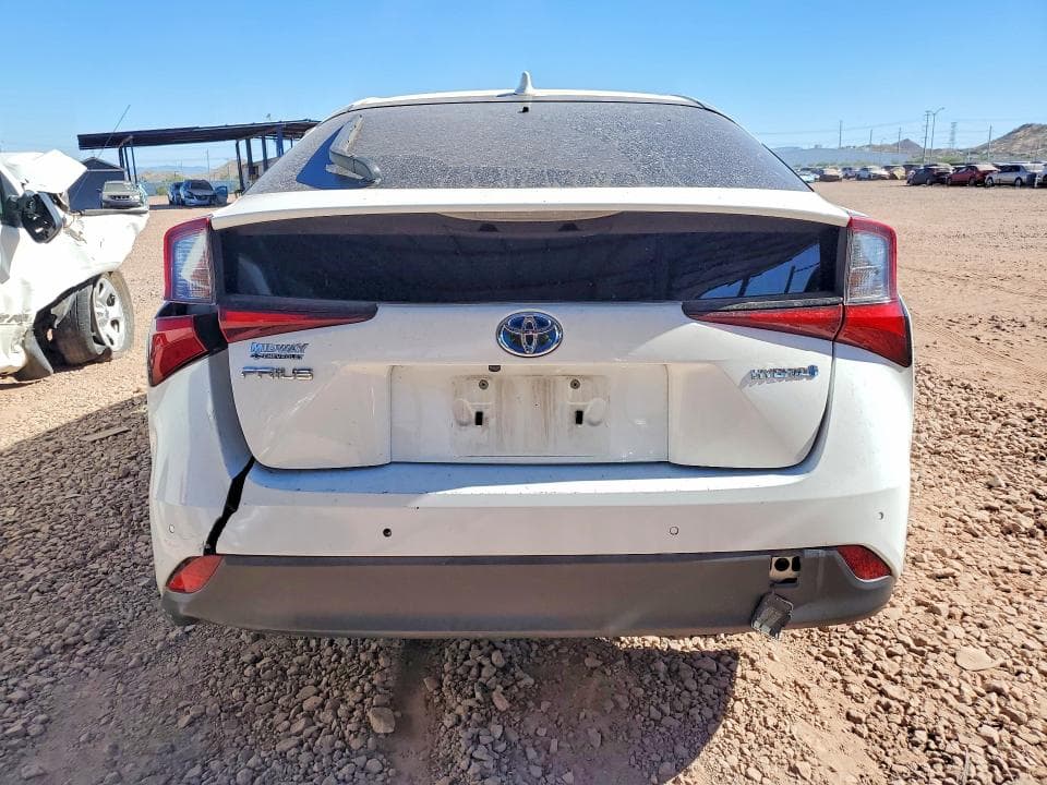 2021 TOYOTA PRIUS LE 6