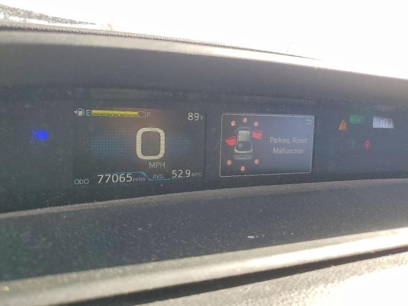 2021 TOYOTA PRIUS LE 9