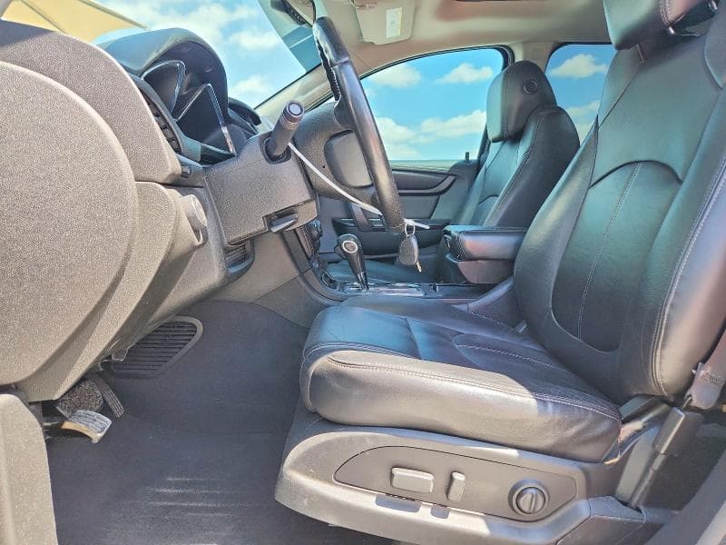 2017 CHEVROLET TRAVERSE LT 7