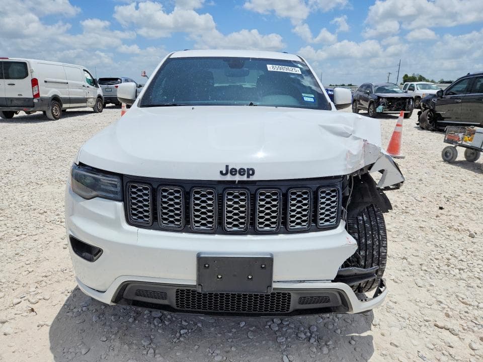 2020 JEEP GRAND CHEROKEE LAREDO 5