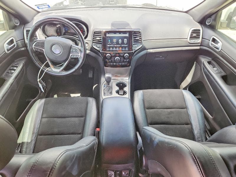 2020 JEEP GRAND CHEROKEE LAREDO 8