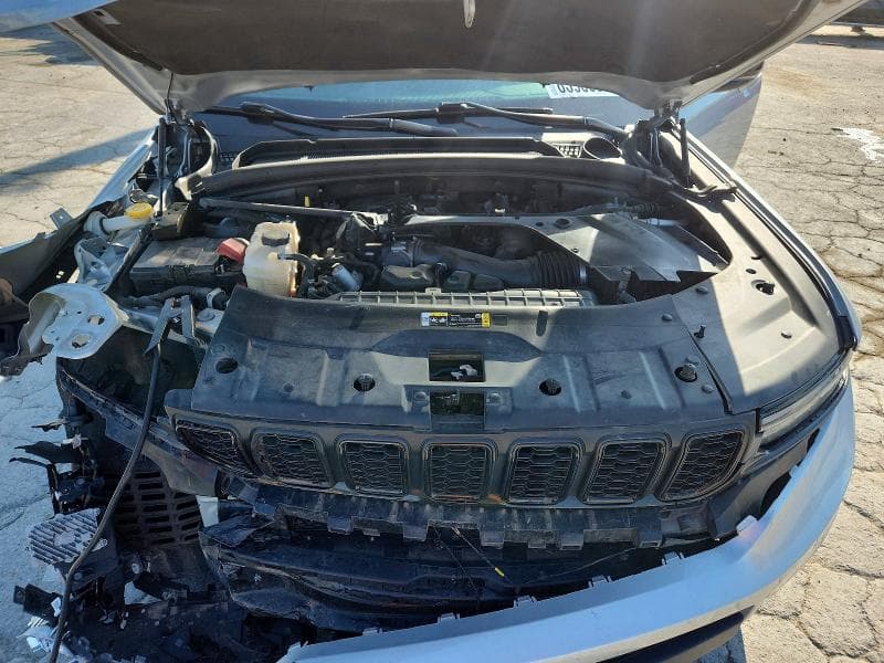 2021 JEEP GRAND CHEROKEE L LAREDO 12