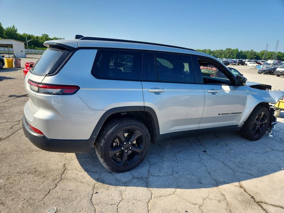 2021 JEEP GRAND CHEROKEE L LAREDO 3