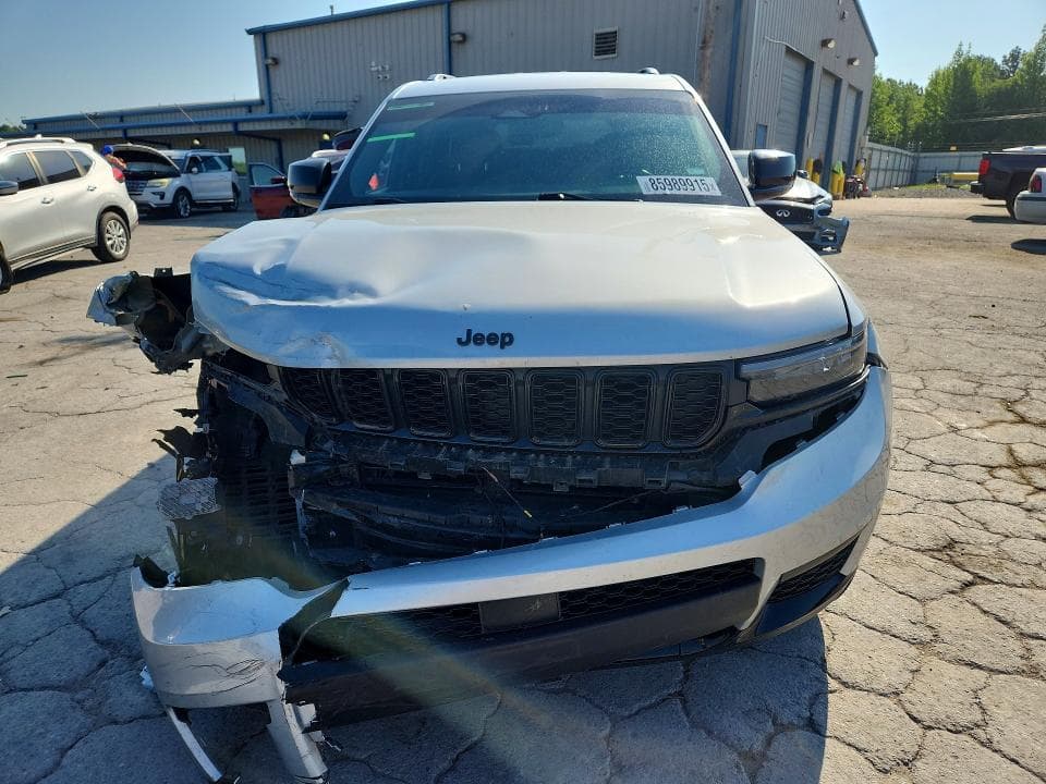 2021 JEEP GRAND CHEROKEE L LAREDO 5