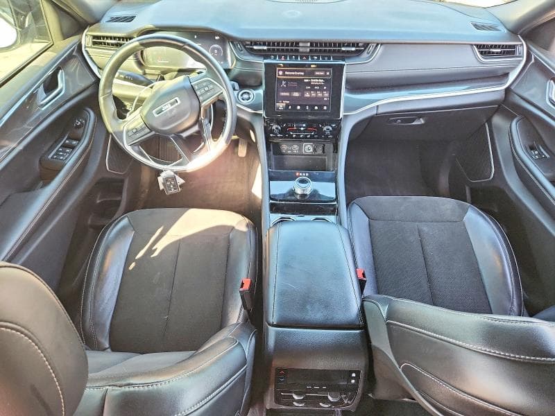 2021 JEEP GRAND CHEROKEE L LAREDO 8