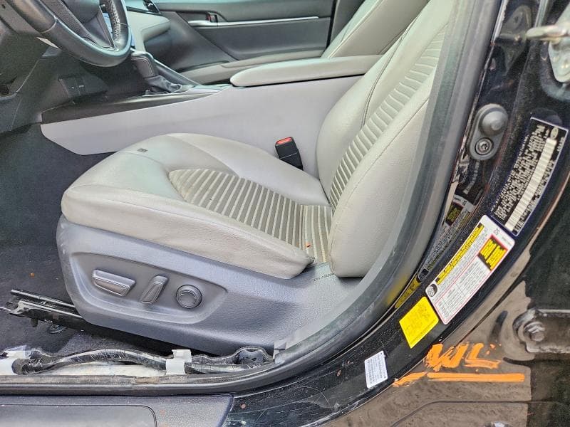 2021 TOYOTA CAMRY SE 12
