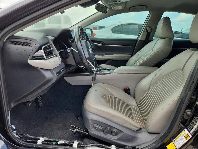 2021 TOYOTA CAMRY SE 7