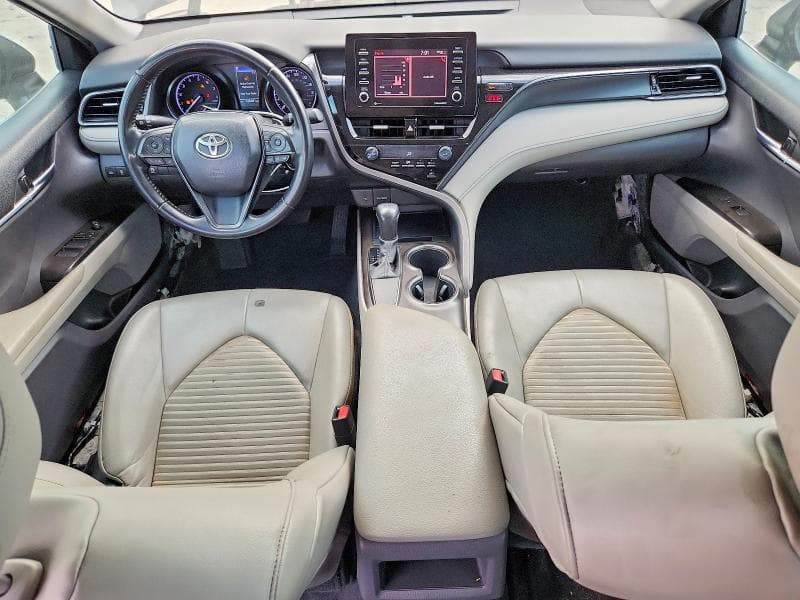 2021 TOYOTA CAMRY SE 8