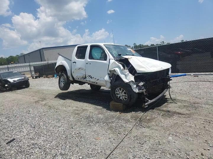2016 NISSAN FRONTIER SV 14