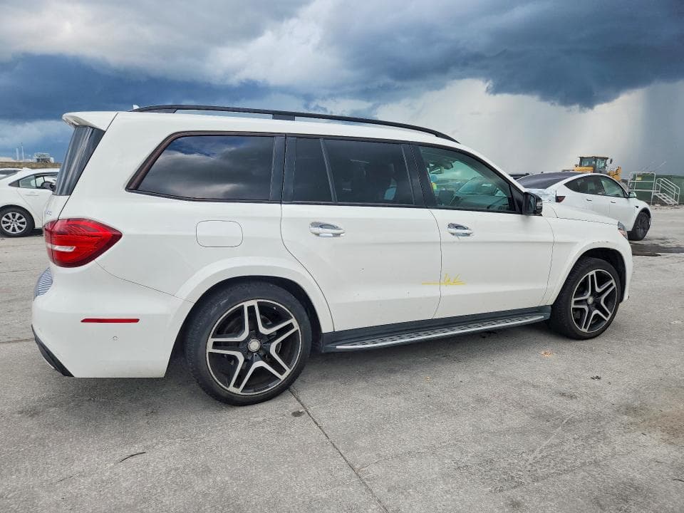 2017 MERCEDES-BENZ GLS 550 4MATIC 3
