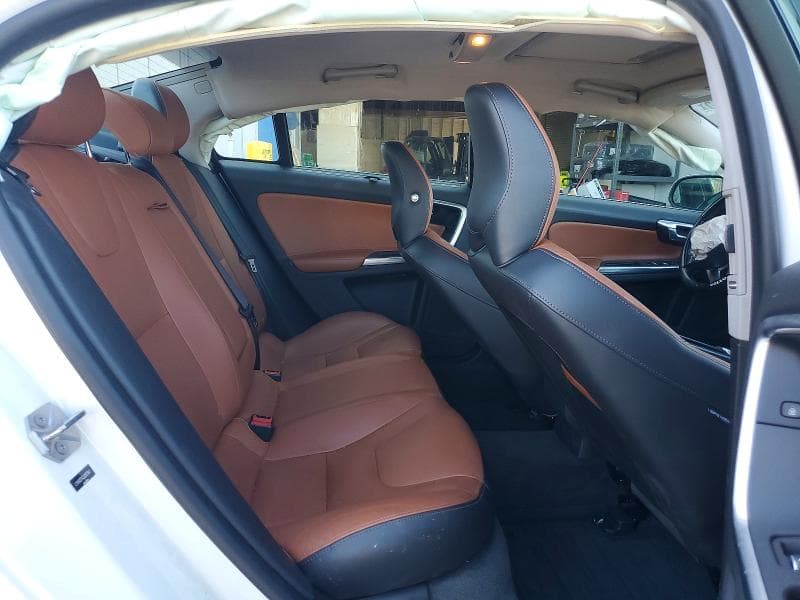 2018 VOLVO S60 INSCRIPTION 10