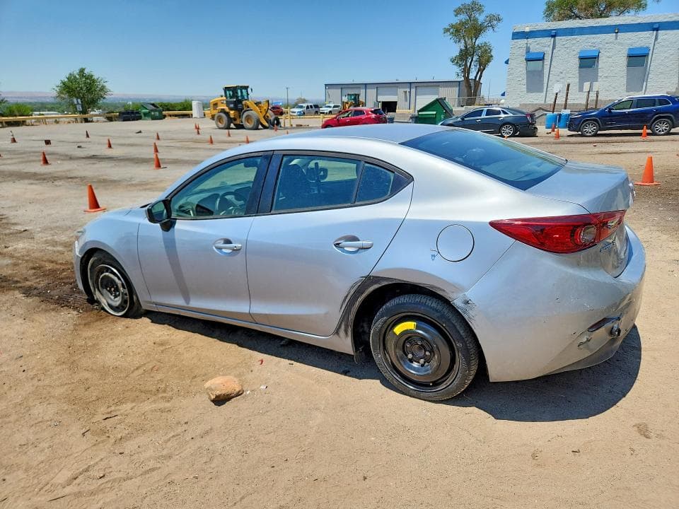 2017 MAZDA 3 SPORT 2