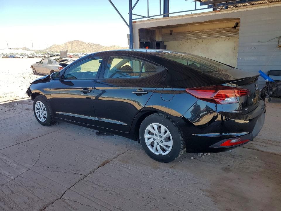 2019 HYUNDAI ELANTRA SE 2