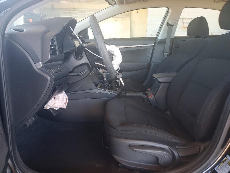 2019 HYUNDAI ELANTRA SE 7