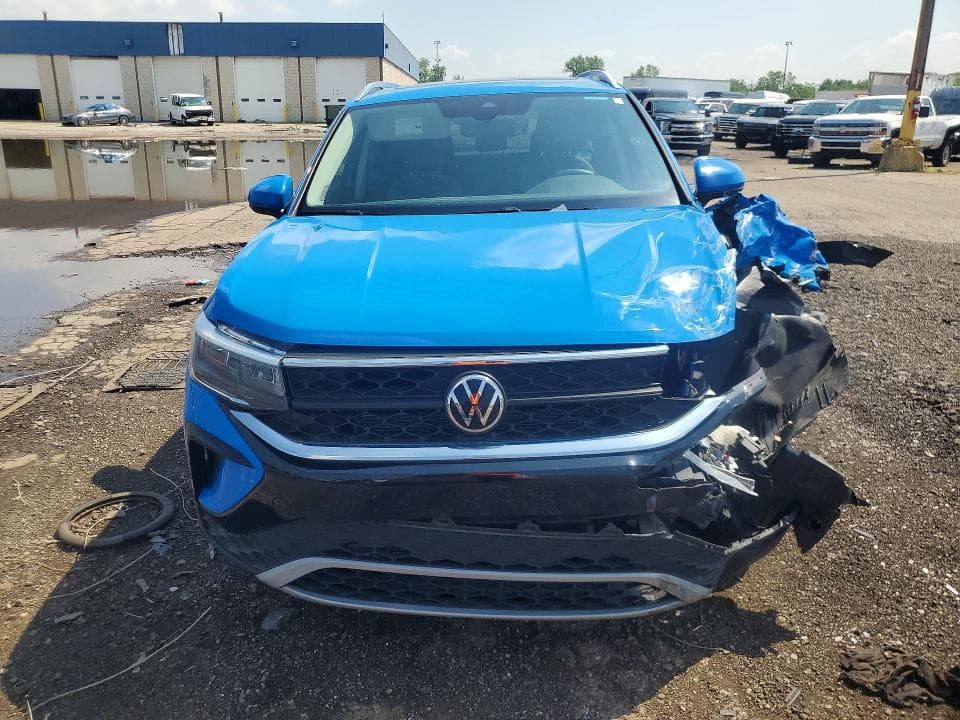 2022 VOLKSWAGEN TAOS SE IQ DRIVE 5