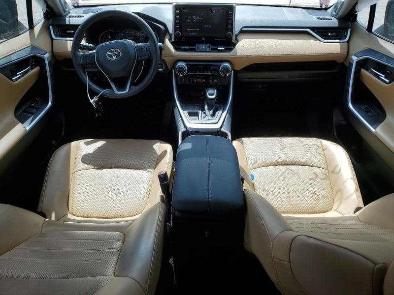 2022 TOYOTA RAV4 LIMITED 8