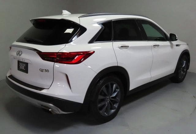 2019 INFINITI QX50 LUXE LUXE 3