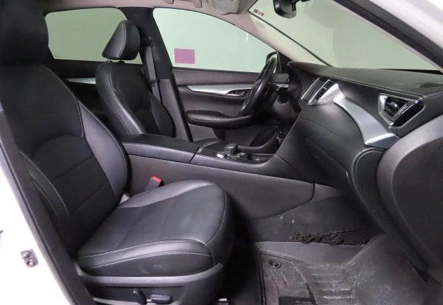 2019 INFINITI QX50 LUXE LUXE 5