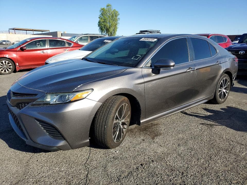 2019 TOYOTA CAMRY SE - 1
