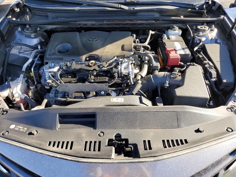 2019 TOYOTA CAMRY SE 11