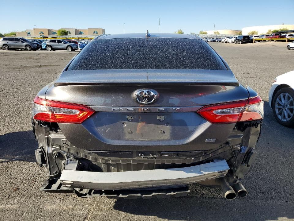 2019 TOYOTA CAMRY SE 6