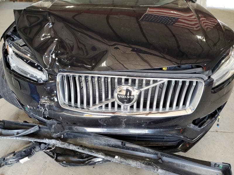 2024 VOLVO XC90 PLUS 12