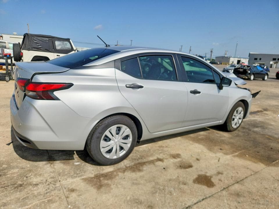 2025 NISSAN VERSA S 3