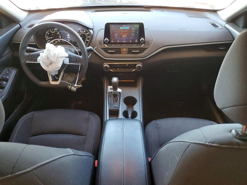 2019 NISSAN ALTIMA S 8