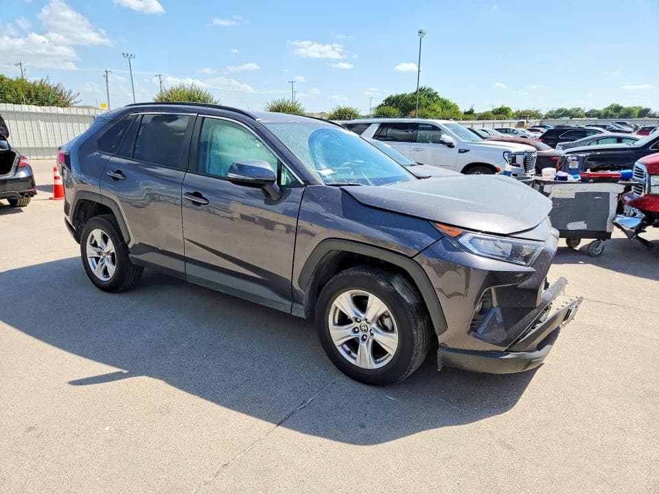 2021 TOYOTA RAV4 XLE XLE 4
