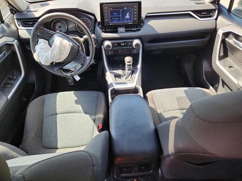 2021 TOYOTA RAV4 XLE XLE 8