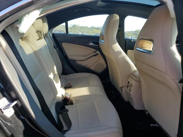 2019 MERCEDES-BENZ CLA 250 10