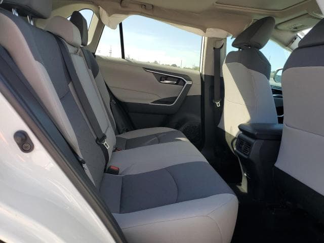2024 TOYOTA RAV4 XLE 11