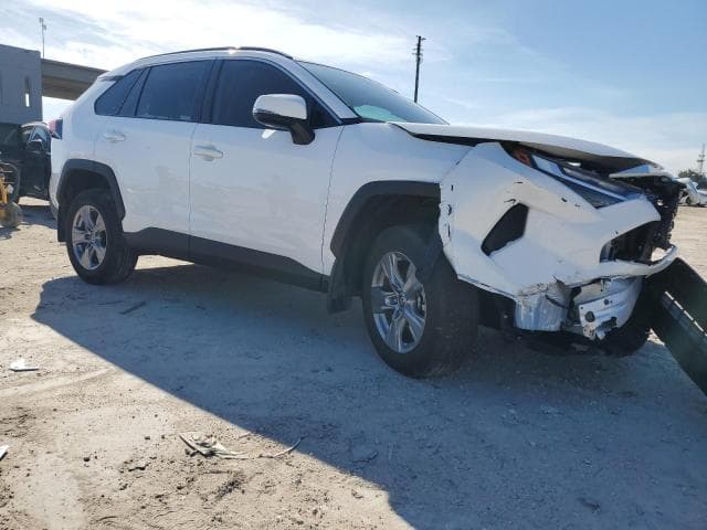 2024 TOYOTA RAV4 XLE 4