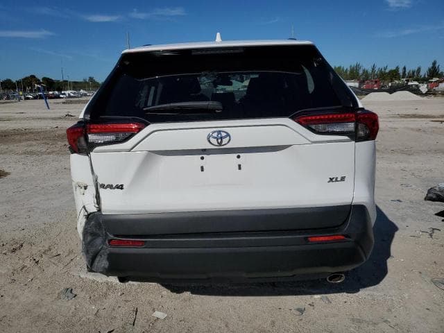 2024 TOYOTA RAV4 XLE 6