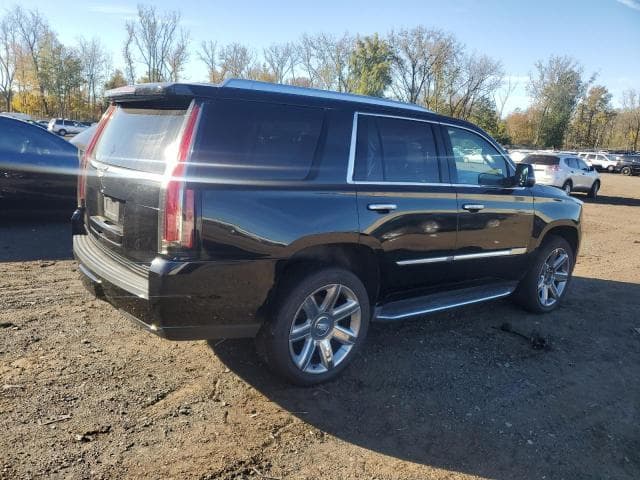 2018 CADILLAC ESCALADE LUXURY 3