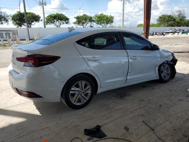 2019 HYUNDAI ELANTRA SEL 3
