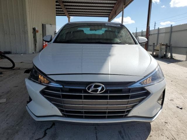 2019 HYUNDAI ELANTRA SEL 5