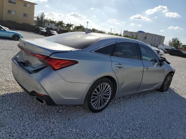 2021 TOYOTA AVALON LIMITED 3