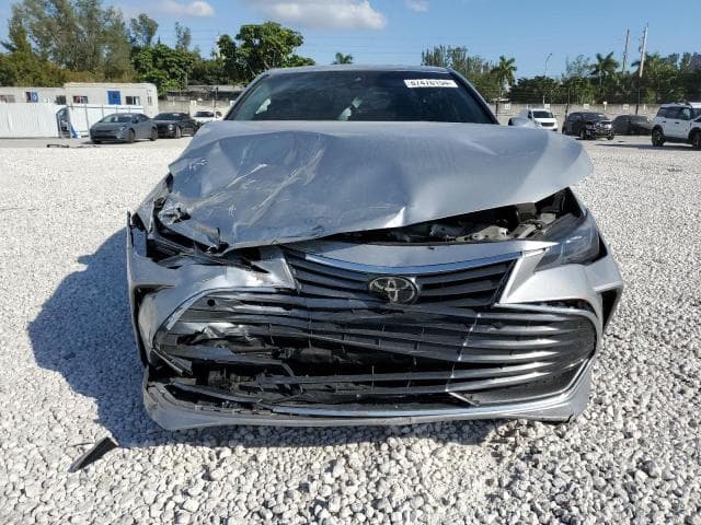2021 TOYOTA AVALON LIMITED 5