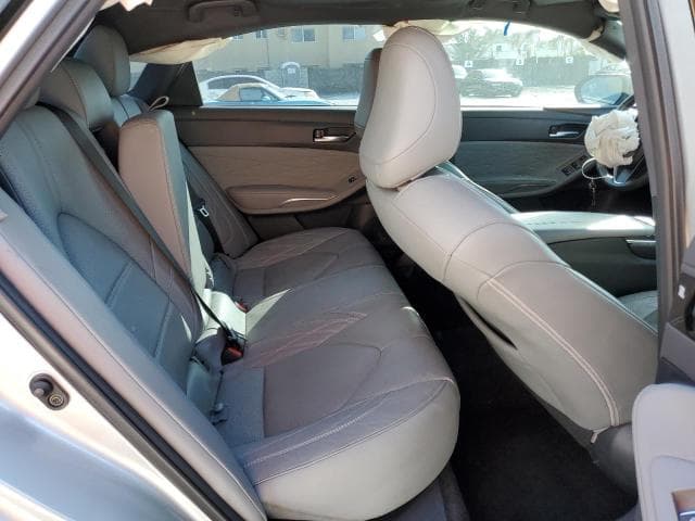 2021 TOYOTA AVALON LIMITED 10