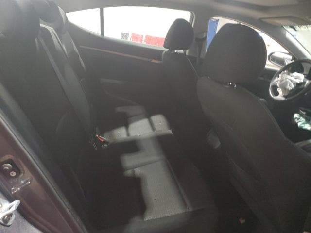 2018 HYUNDAI ELANTRA SEL 10