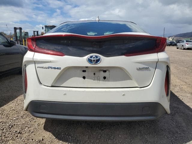 2020 TOYOTA PRIUS PRIME 6