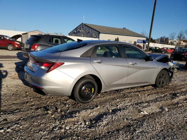2021 HYUNDAI ELANTRA SEL 3