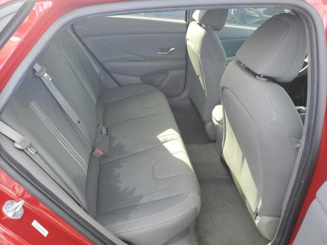 2021 HYUNDAI ELANTRA 11