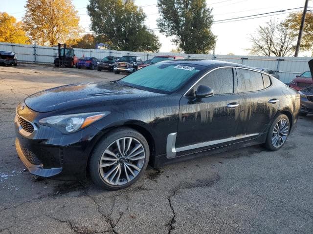 2019 KIA STINGER 1