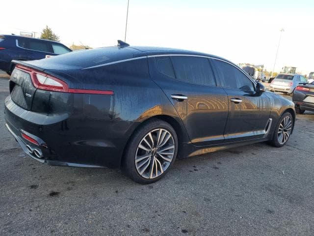 2019 KIA STINGER 4