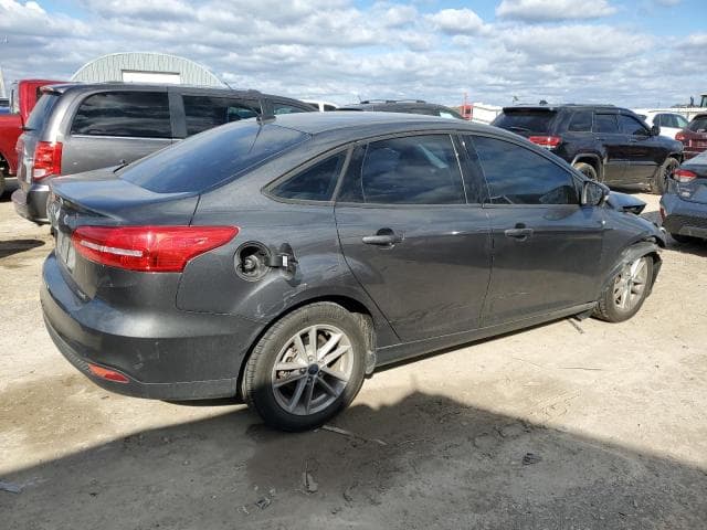 2017 FORD FOCUS SE 3