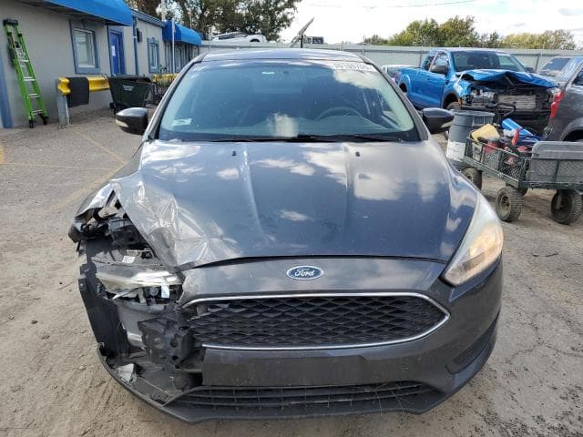 2017 FORD FOCUS SE 5