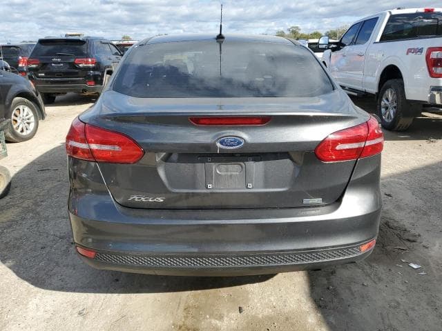 2017 FORD FOCUS SE 6