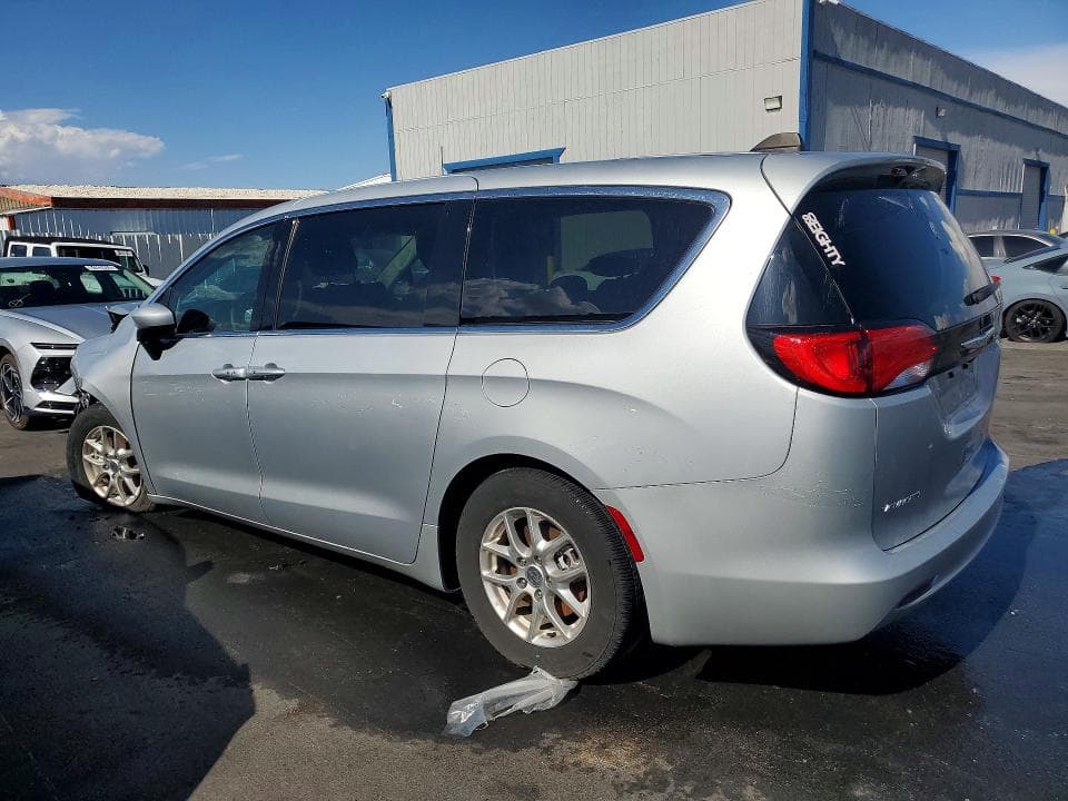 2023 CHRYSLER VOYAGER LX LX 3